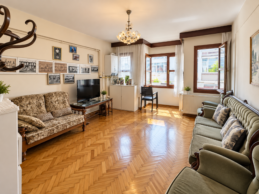 Sarıyer Kiralık Yalı Rıhtımlı Ticari & Konut