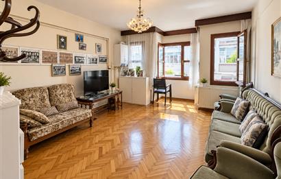 Sarıyer Kiralık Yalı Rıhtımlı Ticari & Konut