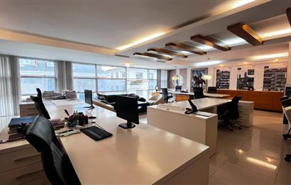 C21 Loft'tan Saltak'ta prestijli konumda FERAH 2+1 KİRALIK OFİS