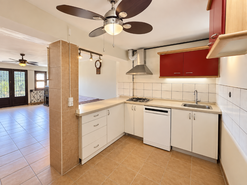 Sarıyer Kiralık Yalı Rıhtımlı Ticari & Konut