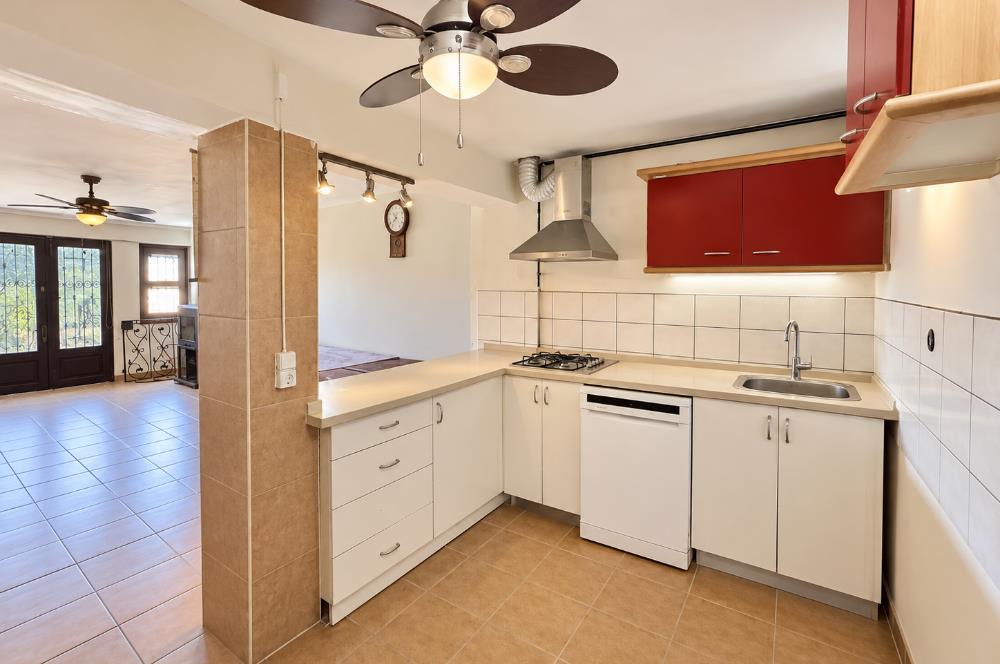 Sarıyer Kiralık Yalı Rıhtımlı Ticari & Konut