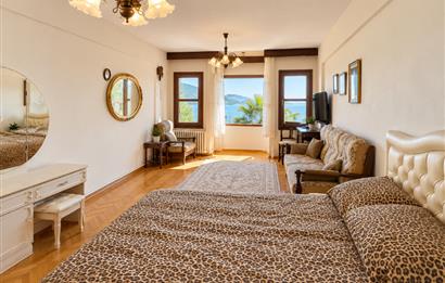 Sarıyer Kiralık Yalı Rıhtımlı Ticari & Konut