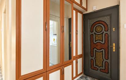 CENTURY 21'DEN ESNAFLAR SİTESİNDE  3+1 KİRALIK ! 