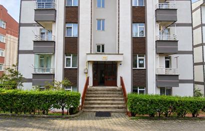 CENTURY 21'DEN ESNAFLAR SİTESİNDE  3+1 KİRALIK ! 