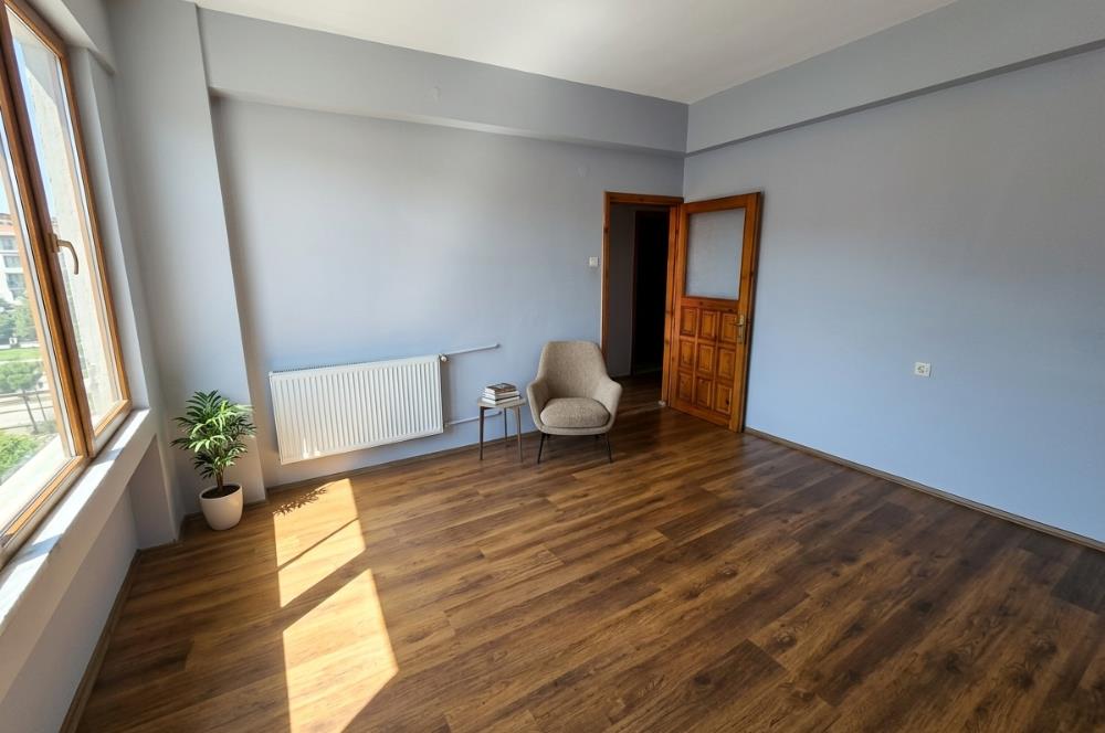 CENTURY 21'DEN ÇİFT CEPHELİ GENİŞ 3+1 KİRALIK DAİRE
