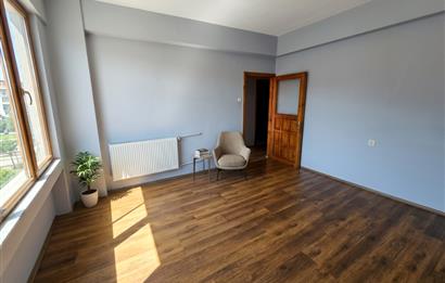 CENTURY 21'DEN ÇİFT CEPHELİ GENİŞ 3+1 KİRALIK DAİRE