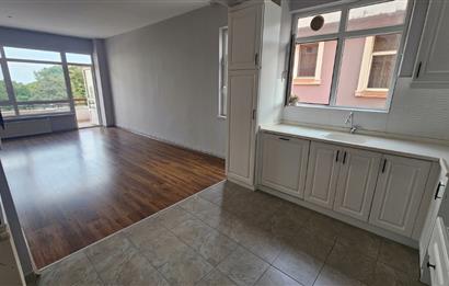 CENTURY 21'DEN ÇİFT CEPHELİ GENİŞ 3+1 KİRALIK DAİRE
