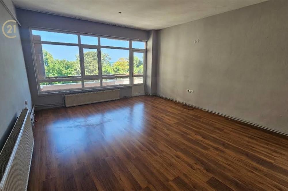 CENTURY 21'DEN ÇİFT CEPHELİ GENİŞ 3+1 KİRALIK DAİRE