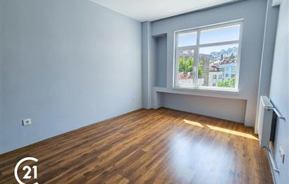 CENTURY 21'DEN ÇİFT CEPHELİ GENİŞ 3+1 KİRALIK DAİRE