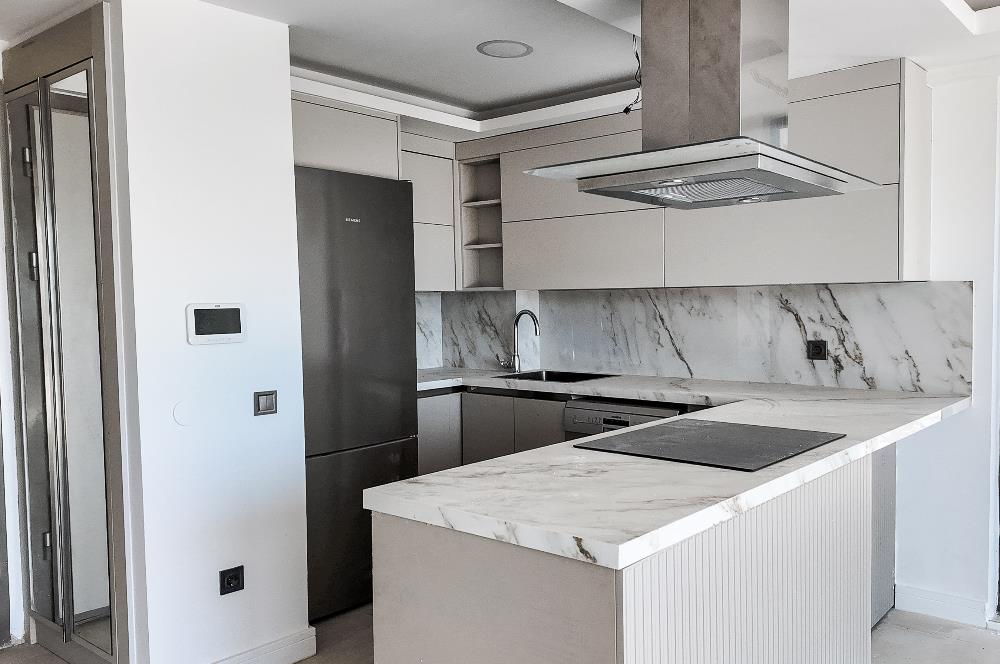 Hayal Bodrum Sitesinde Havuzlu 3+1 Villa