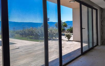 Hayal Bodrum Sitesinde Havuzlu 3+1 Villa
