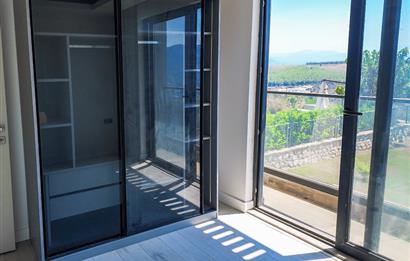 Hayal Bodrum Sitesinde Havuzlu 3+1 Villa