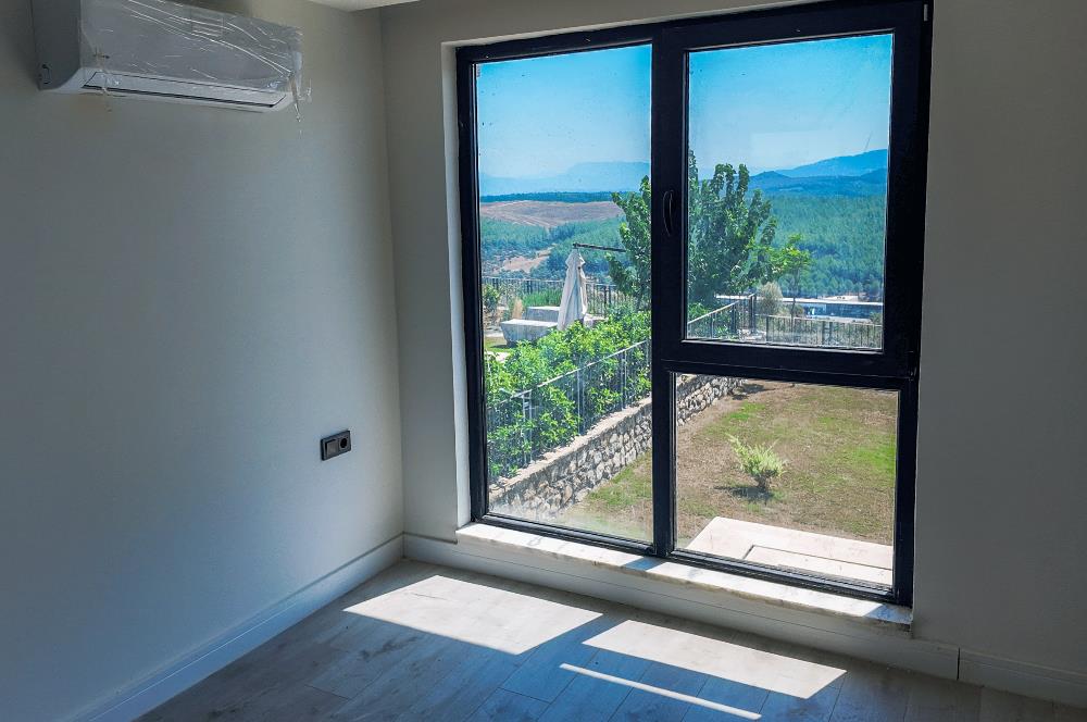 Hayal Bodrum Sitesinde Havuzlu 3+1 Villa