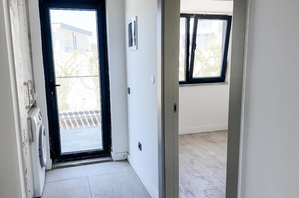 Hayal Bodrum Sitesinde Havuzlu 3+1 Villa