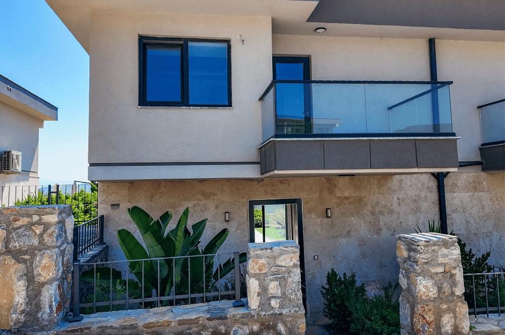 Hayal Bodrum Sitesinde Havuzlu 3+1 Villa