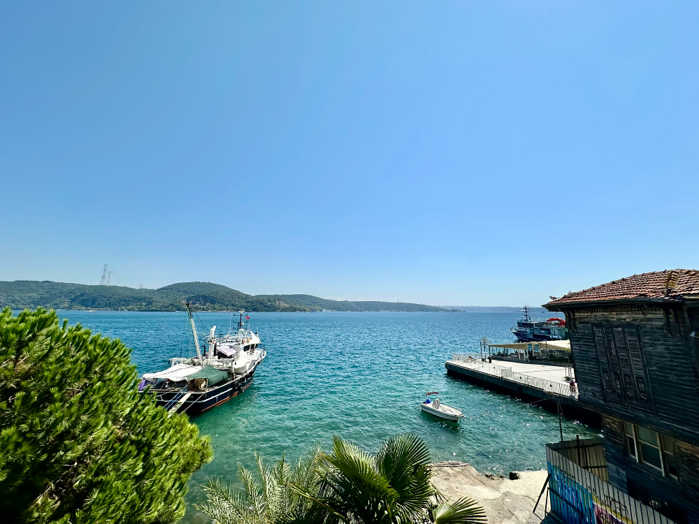 Sarıyer Kiralık Yalı Rıhtımlı Ticari & Konut