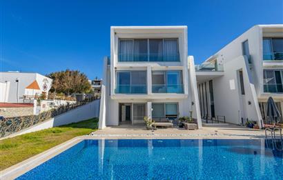 Bodrum Eskiçeşme'de 3 Oda 1 Salon Geniş Plan Havuzlu Villa