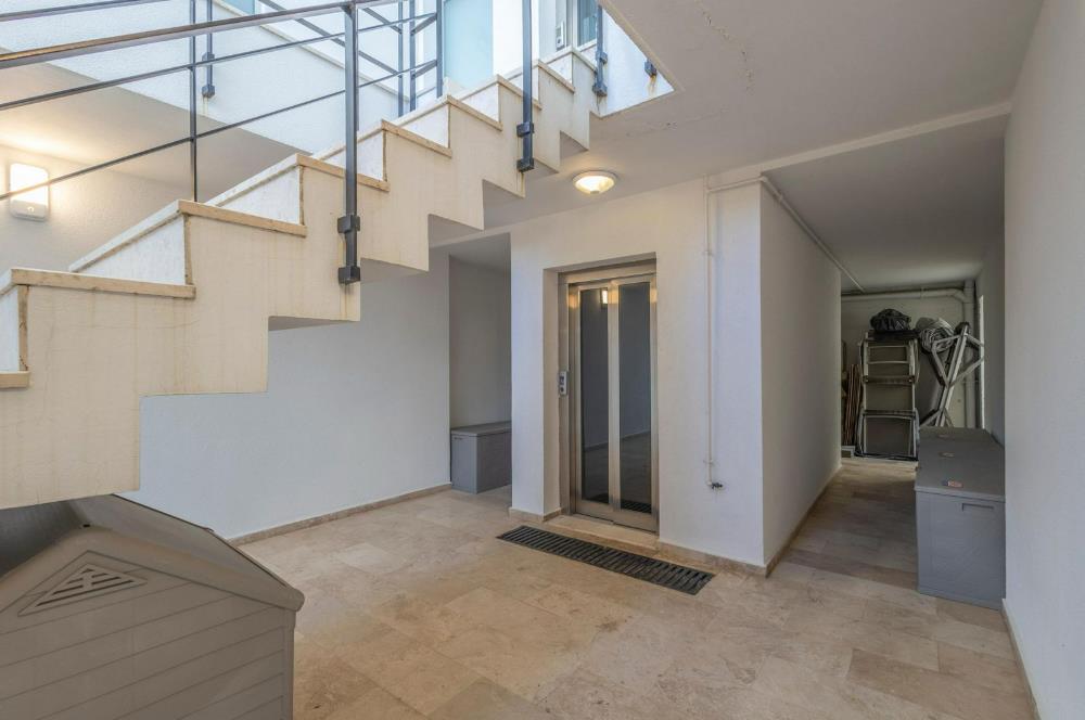 Bodrum Eskiçeşme'de 3 Oda 1 Salon Geniş Plan Havuzlu Villa