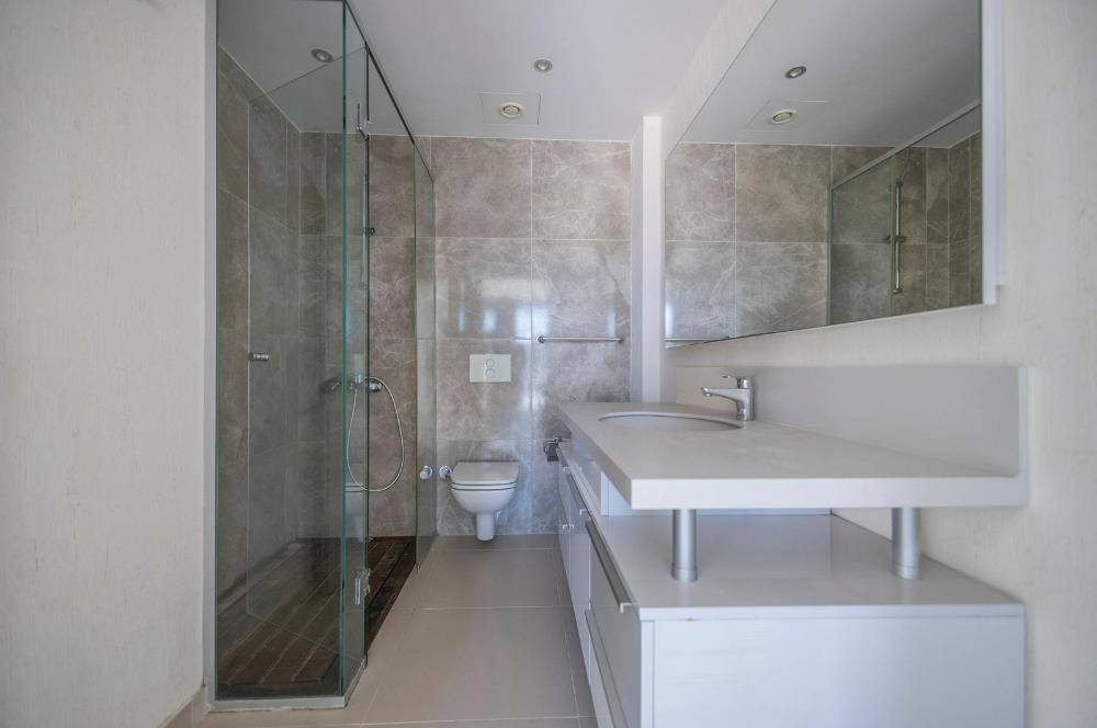 Bodrum Eskiçeşme'de 3 Oda 1 Salon Geniş Plan Havuzlu Villa