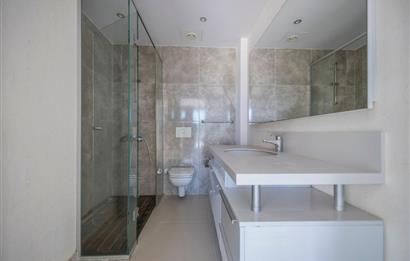 Bodrum Eskiçeşme'de 3 Oda 1 Salon Geniş Plan Havuzlu Villa