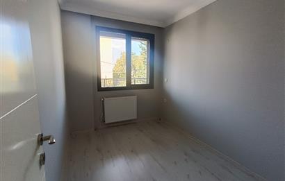 Menderes Gölcükler'de Kiralık Geniş 2+1 Doğal Gazlı Daire