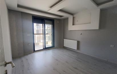 Menderes Gölcükler'de Kiralık Geniş 2+1 Doğal Gazlı Daire