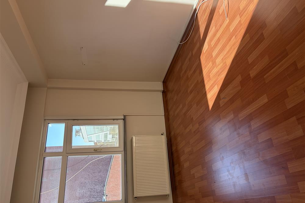 C21 MÜJDE BOŞŞ BAĞCILAR DEMİRKAPI MAH METROYA 5DK SATILIK 4+1 DUBLEKS DAİRE