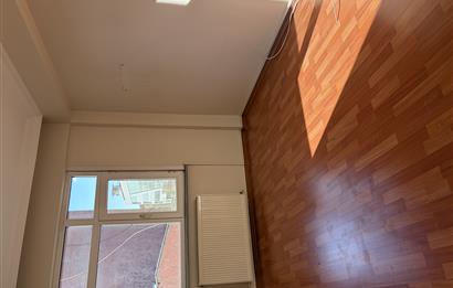 C21 MÜJDE BOŞŞ BAĞCILAR DEMİRKAPI MAH METROYA 5DK SATILIK 4+1 DUBLEKS DAİRE