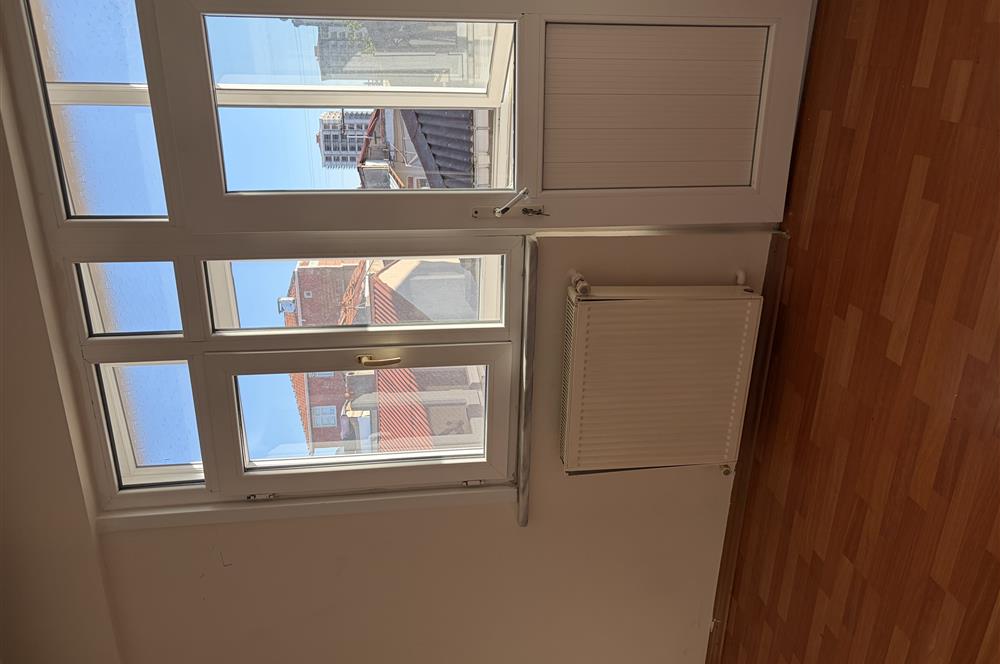 C21 MÜJDE BOŞŞ BAĞCILAR DEMİRKAPI MAH METROYA 5DK SATILIK 4+1 DUBLEKS DAİRE