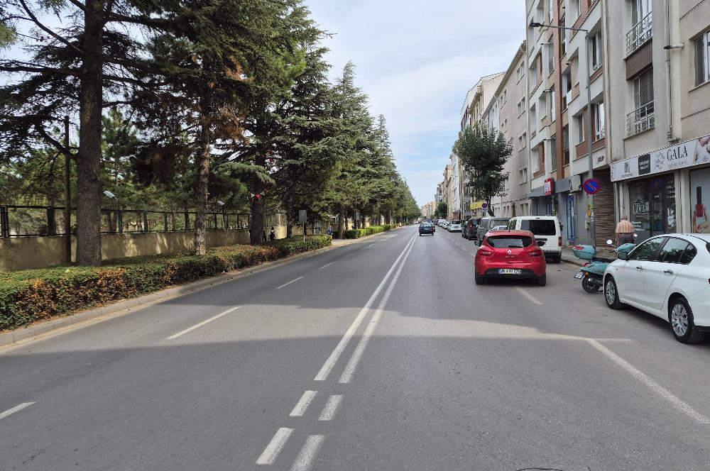 CENTURY 21 VİZYON'DAN BASIN ŞEHİTLERİ CAD. KİRALIK 2+1 DAİRE