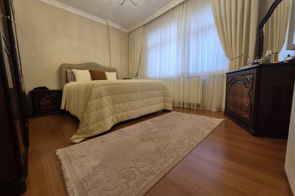 GAZİOSMANPAŞA'DA SATILIK BİNA