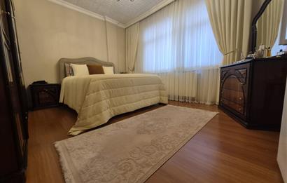 GAZİOSMANPAŞA'DA SATILIK BİNA