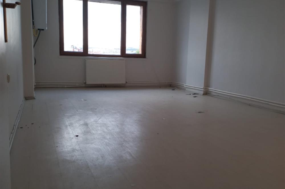 KONYA CADDESİ ÜZERİNDE ÖNÜ AÇIK KİRALIK OFİS