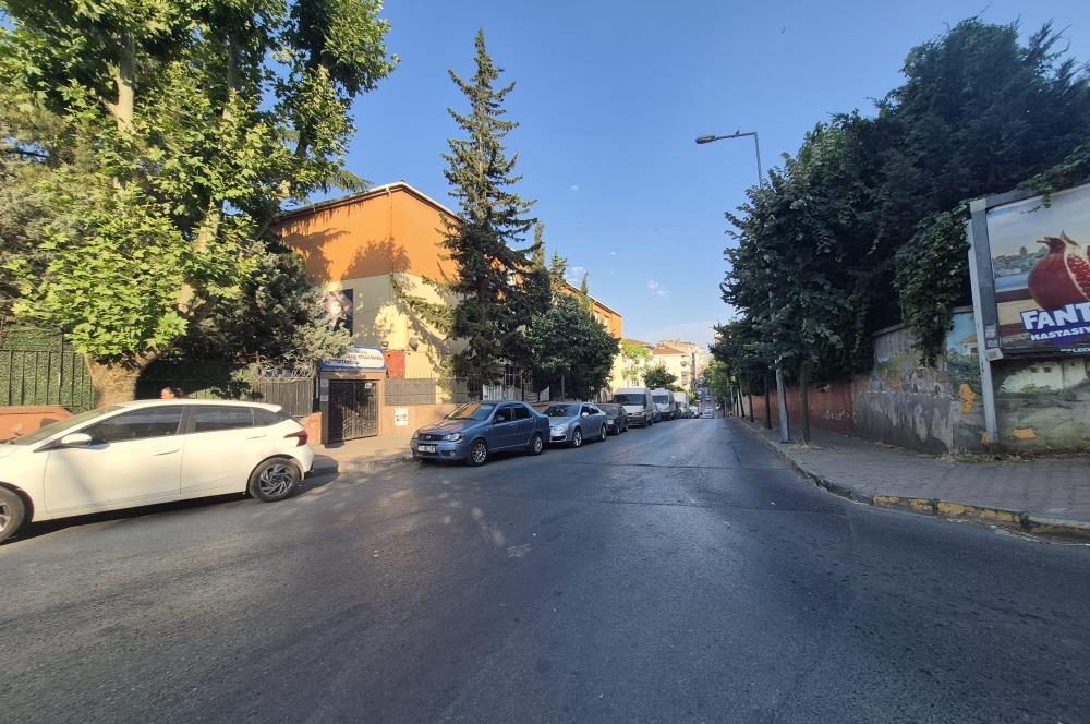 GAZİOSMANPAŞA'DA SATILIK BİNA