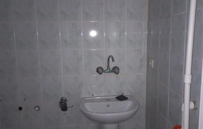 KONYA CADDESİ ÜZERİNDE ÖNÜ AÇIK KİRALIK OFİS