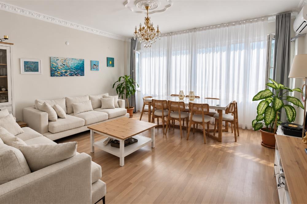 KURTULUŞ BOZKURT CADDESİ ÜZERİNDE SATILIK 3+1 DAİRE