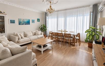 KURTULUŞ BOZKURT CADDESİ ÜZERİNDE SATILIK 3+1 DAİRE