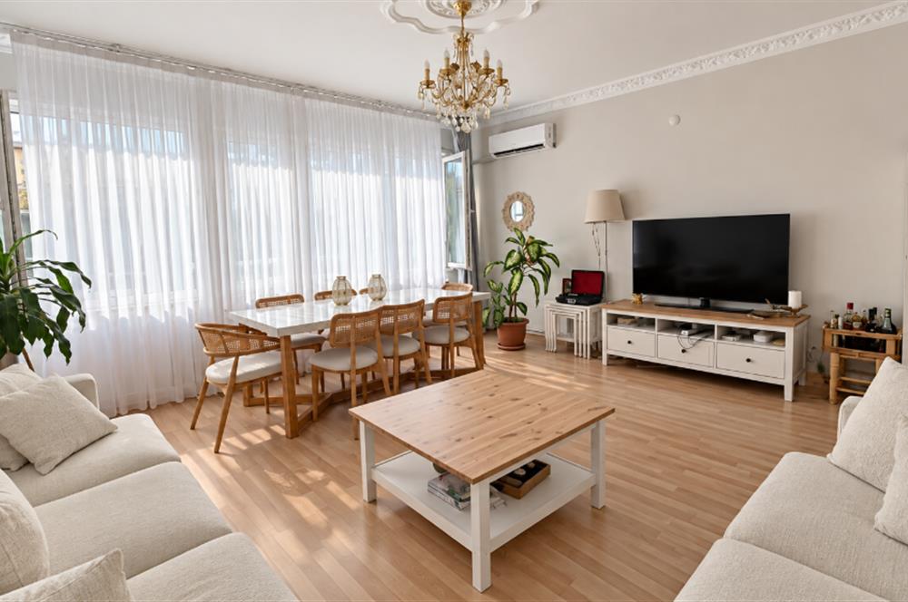 KURTULUŞ BOZKURT CADDESİ ÜZERİNDE SATILIK 3+1 DAİRE