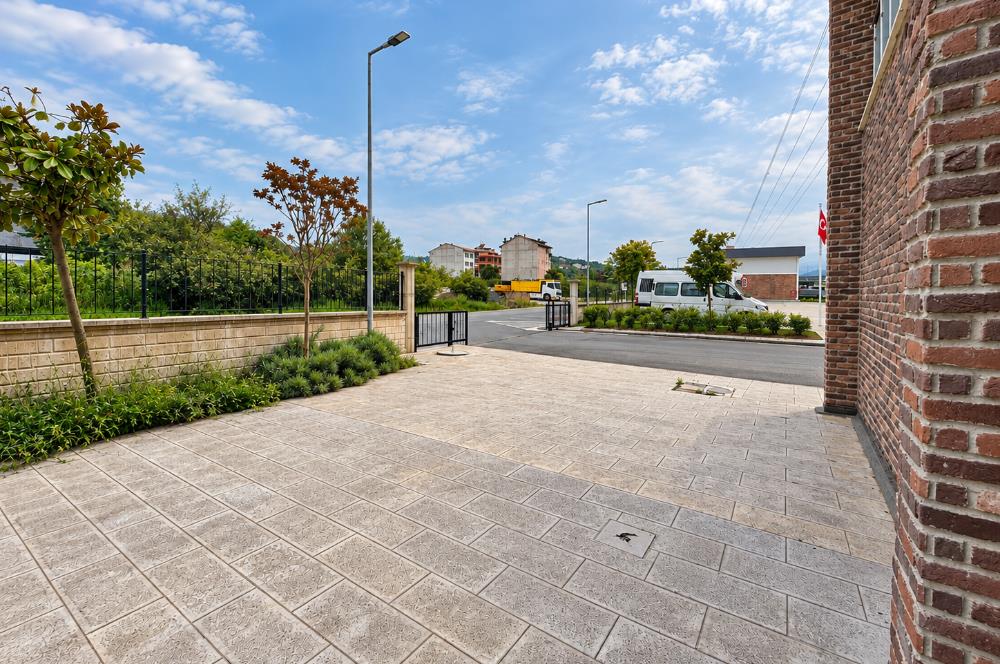 CENTURY 21'DEN GALERİCİLER SİTESİ'NDE KİRALIK İŞ YERİ!
