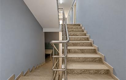 CENTURY 21'DEN GALERİCİLER SİTESİ'NDE KİRALIK İŞ YERİ!