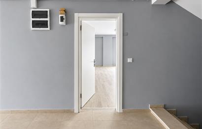 CENTURY 21'DEN GALERİCİLER SİTESİ'NDE KİRALIK İŞ YERİ!