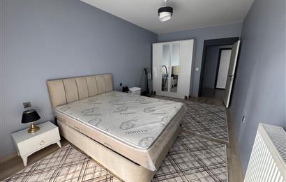 GOP'DA GÖLE YÜRÜME MESAFESİNDE EŞYALI GENİŞ 1+1