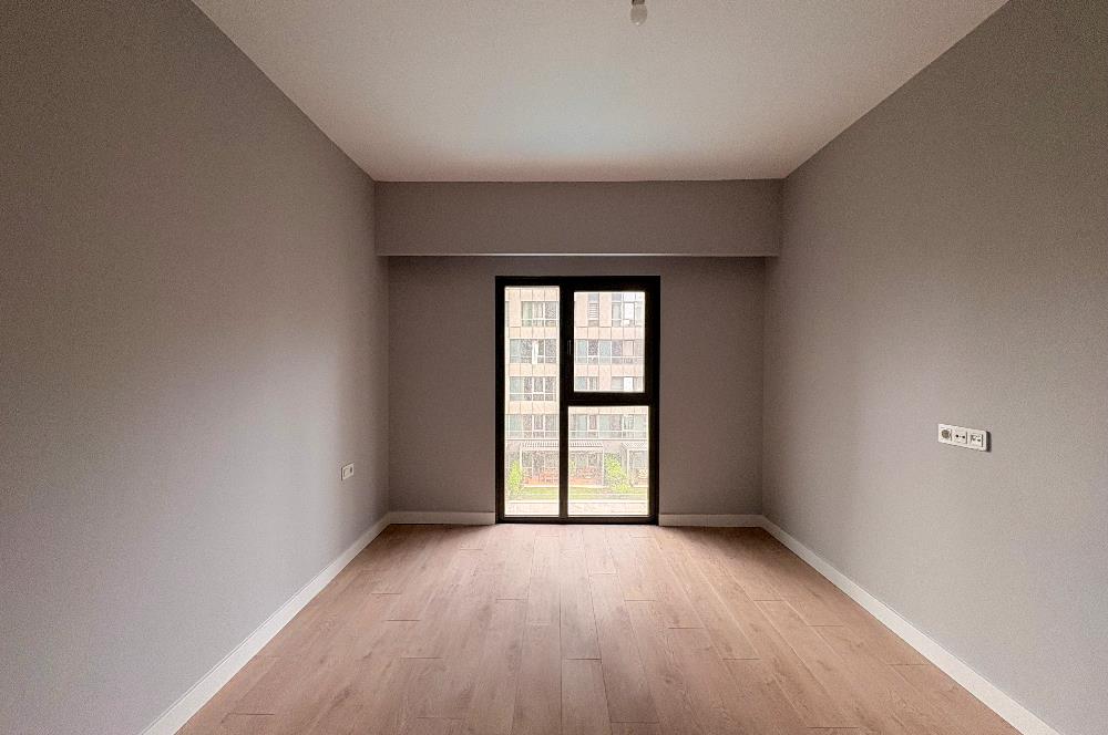 C21 ROOF'TAN YENİ FİKİRTEPE 6.ETAPTA 3+1 ÖNÜ AÇIK KİRALIK DAİRE