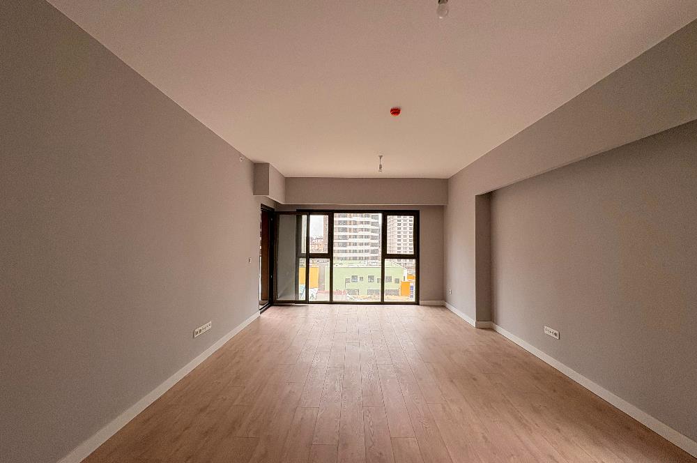 C21 ROOF'TAN 6.ETAPTA PRESTİJ CADDESİ CEPHELİ 3+1 KİRALIK DAİRE
