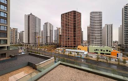 C21 ROOF'TAN 6.ETAPTA PRESTİJ CADDESİ CEPHELİ 3+1 KİRALIK DAİRE