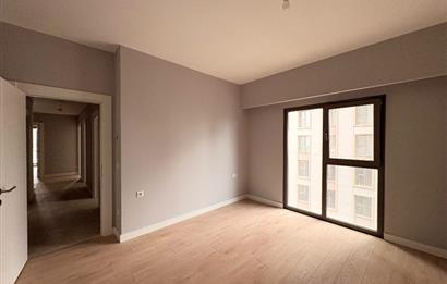 C21 ROOF'TAN 6.ETAPTA PRESTİJ CADDESİ CEPHELİ 3+1 KİRALIK DAİRE