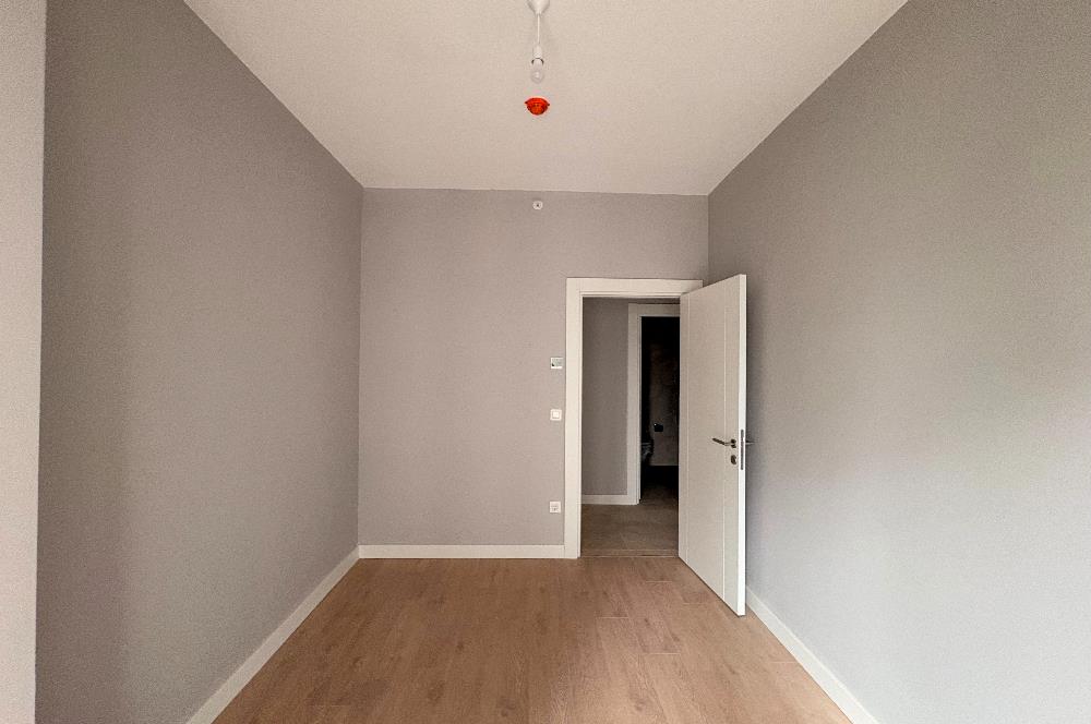 C21 ROOF'TAN 6.ETAPTA PRESTİJ CADDESİ CEPHELİ 3+1 KİRALIK DAİRE