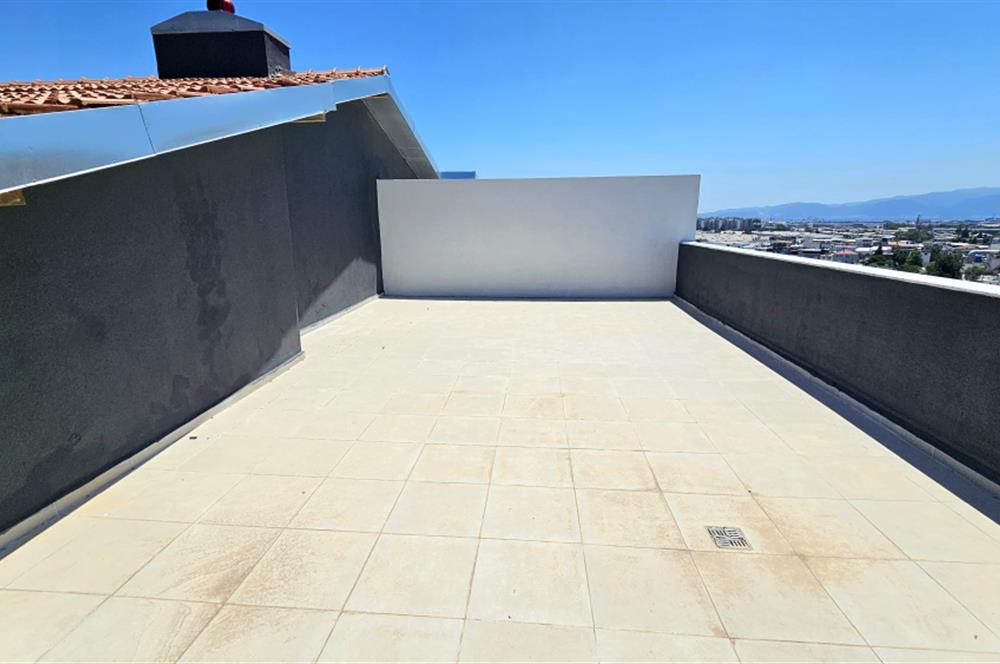 Çiğli/Balatçık Sıfır Binada Teraslı 3+1 Dubleks Daire