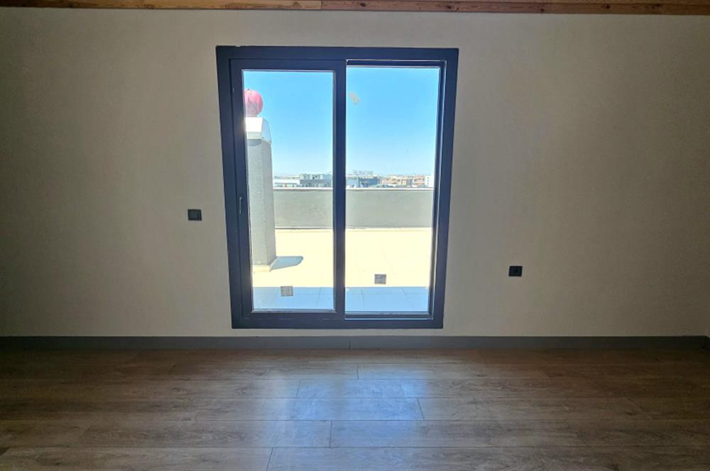 Çiğli/Balatçık Sıfır Binada Teraslı 3+1 Dubleks Daire