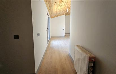 Çiğli/Balatçık Sıfır Binada Teraslı 3+1 Dubleks Daire